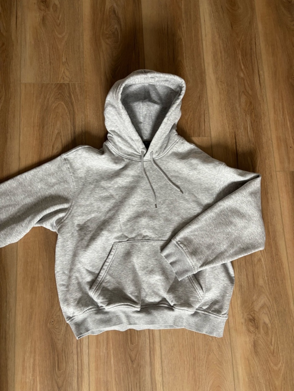 NWOT - H&M
Men’s XL super soft hoodie